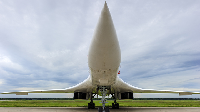 CloudSuite  Essential factors for delivering compliant Aerospace & Defense solutions